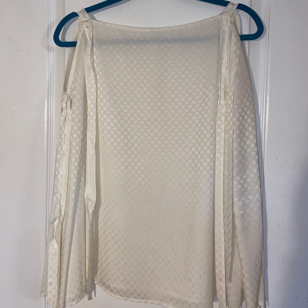 Club Monaco white blouse crepe fabric